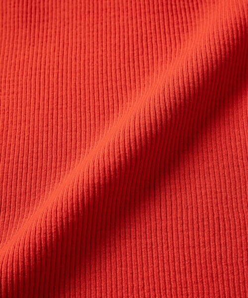 ADAM ET ROPE'(アダムエロペ)の「【公式サイト限定】【AURALEE(オーラリー)】 SUPER FINE WOOL HIGH GAUGE RIB KNIT TURTLE(ニット/セーター・レディース・レッド・1)」の13枚目の写真