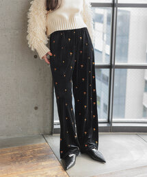 総刺繍ベロアワイドパンツ