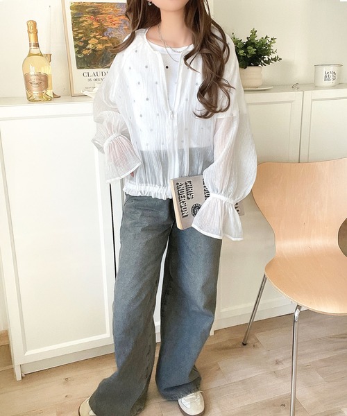 classicalelf(クラシカルエルフ)の「春夏さらっと羽織れる 楊柳シアー 袖フリルブルゾン(長袖)(シャツ/ブラウス・レディース・オフホワイト/ピンクベージュ/ブラック/ミント・MEDIUM/LARGE/X-LARGE/SMALL)」の13枚目の写真