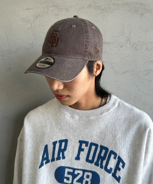 NEW ERA（ニューエラ）の「[NEW ERA/ニューエラ] 別注 ９TWENTY アシッドウォッシュ加工キャップ【追加】（キャップ・レディース・オフホワイト/ブラック系2/グレー/ブルー/ブラック系/ネイビー/ブラウン・F）」の20枚目の写真