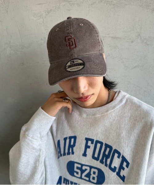 NEW ERA（ニューエラ）の「[NEW ERA/ニューエラ] 別注 ９TWENTY アシッドウォッシュ加工キャップ【追加】（キャップ・レディース・オフホワイト/ブラック系2/グレー/ブルー/ブラック系/ネイビー/ブラウン・F）」の19枚目の写真