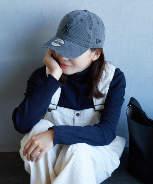 NEW ERA（ニューエラ）の「[NEW ERA/ニューエラ] 別注 ９TWENTY アシッドウォッシュ加工キャップ【追加】（キャップ・レディース・オフホワイト/ブラック系2/グレー/ブルー/ブラック系/ネイビー/ブラウン・F）」の10枚目の写真