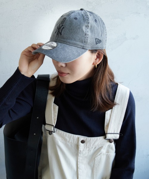 NEW ERA（ニューエラ）の「[NEW ERA/ニューエラ] 別注 ９TWENTY アシッドウォッシュ加工キャップ【追加】（キャップ・レディース・オフホワイト/ブラック系2/グレー/ブルー/ブラック系/ネイビー/ブラウン・F）」の13枚目の写真