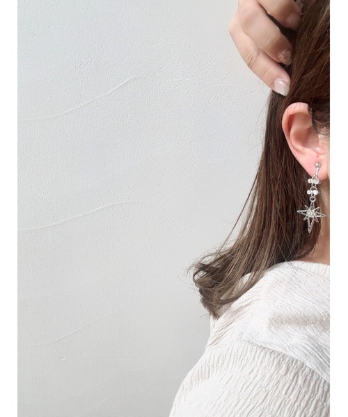 VIBGYOR(ヴィブジョー)の「【YM】ビジュー×星 ビーズ サージカルステンレスピアス(MA)(ピアス(両耳用)・レディース・シルバー/ゴールド・FREE)」の1枚目の写真