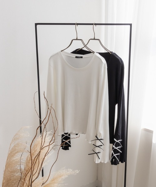 CLETTE(クレット)の「リボン使いフレア袖プルオーバー(Tシャツ/カットソー・レディース・オフホワイト/ブラック・4L/3L/LL)」の15枚目の写真