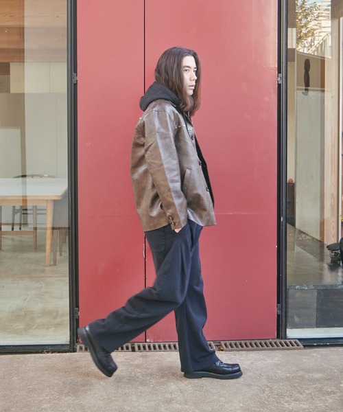 CONZ(コンズ)の「WIDE BALLOON PANTS(スウェットパンツ・メンズ・ダークグレー/グレー/ブラック・1/2)」の6枚目の写真