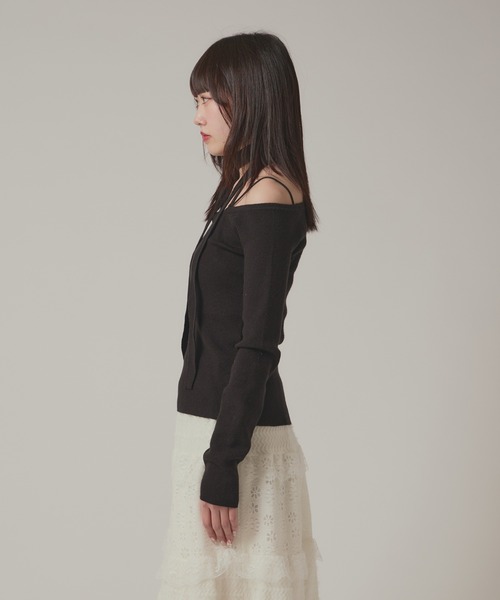 △Choker Off Shoulder Knit / チョーカー付きオフショルダー