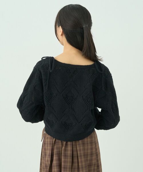 earth music&ecology（アースミュージックアンドエコロジー）の「SET2点刺繍ビスチェ＋カーディガン（カーディガン/ボレロ・レディース・アイボリー/ピンク/ブラック・FREE）」の16枚目の写真