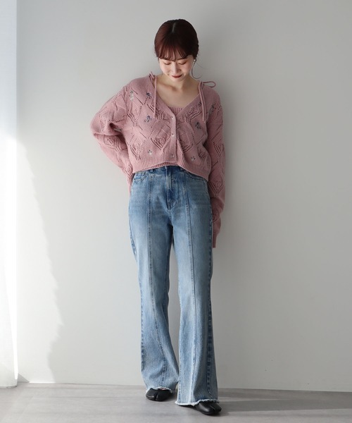 earth music&ecology（アースミュージックアンドエコロジー）の「SET2点刺繍ビスチェ＋カーディガン（カーディガン/ボレロ・レディース・アイボリー/ピンク/ブラック・FREE）」の6枚目の写真