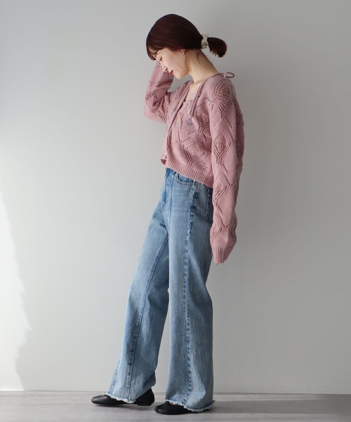 earth music&ecology（アースミュージックアンドエコロジー）の「SET2点刺繍ビスチェ＋カーディガン（カーディガン/ボレロ・レディース・アイボリー/ピンク/ブラック・FREE）」の7枚目の写真