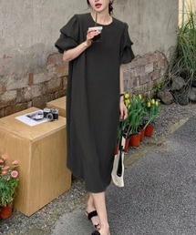 Kuroba（クロバ）の「ボリュームスリーブ半袖ワンピース（ワンピース）」