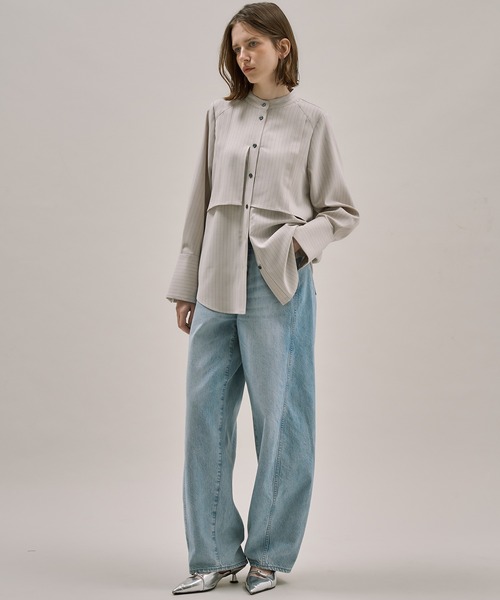 PUBLIC TOKYO（パブリックトウキョウ）の「【完売間近】クラスバンドカラーシャツ（シャツ/ブラウス・レディース・ダークグレー/ブルー/ホワイト/ライトブルー/ベージュ×ブラック・FREE）」の7枚目の写真