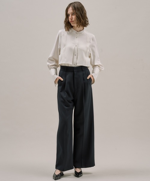 PUBLIC TOKYO（パブリックトウキョウ）の「【完売間近】クラスバンドカラーシャツ（シャツ/ブラウス・レディース・ダークグレー/ブルー/ホワイト/ライトブルー/ベージュ×ブラック・FREE）」の8枚目の写真