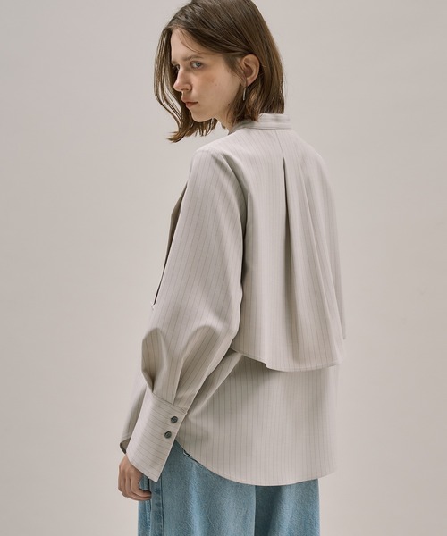 PUBLIC TOKYO（パブリックトウキョウ）の「【完売間近】クラスバンドカラーシャツ（シャツ/ブラウス・レディース・ダークグレー/ブルー/ホワイト/ライトブルー/ベージュ×ブラック・FREE）」の11枚目の写真