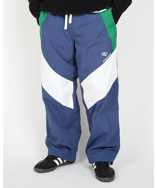#Re:room(リルーム)の「ナイロンワイドトラックパンツ(その他パンツ・メンズ・ブラック/ネイビー/イエロー/ブラウン・SMALL/MEDIUM)」の3枚目の写真