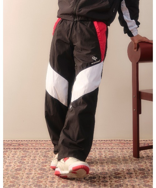 #Re:room(リルーム)の「ナイロンワイドトラックパンツ(その他パンツ・メンズ・ブラック/ネイビー/イエロー/ブラウン・SMALL/MEDIUM)」の1枚目の写真