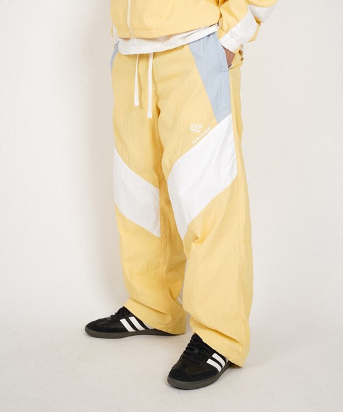 #Re:room(リルーム)の「ナイロンワイドトラックパンツ(その他パンツ・メンズ・ブラック/ネイビー/イエロー/ブラウン・SMALL/MEDIUM)」の18枚目の写真
