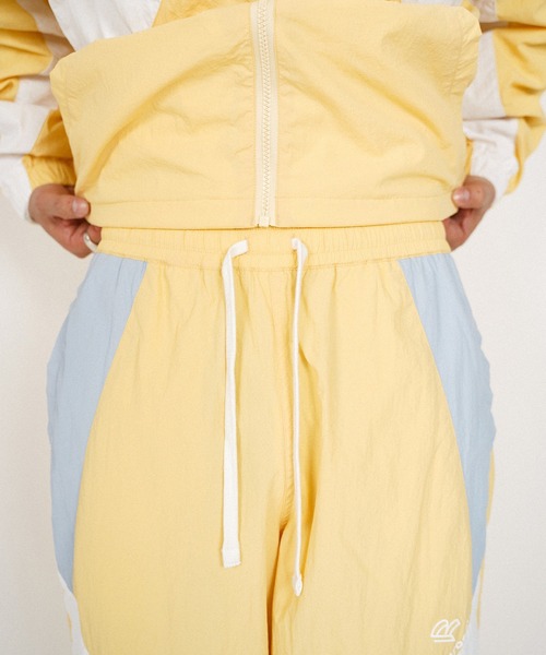 #Re:room(リルーム)の「ナイロンワイドトラックパンツ(その他パンツ・メンズ・ブラック/ネイビー/イエロー/ブラウン・SMALL/MEDIUM)」の20枚目の写真