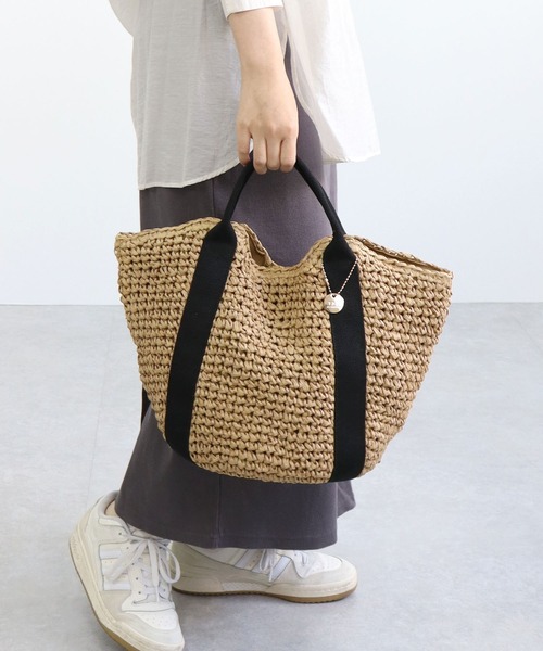 T・S・L（ティーエスエル）の「ハンドルテープペーパートートバッグ（かごバッグ・レディース・ブラック/グレイッシュベージュ/グレー・FREE）」の4枚目の写真