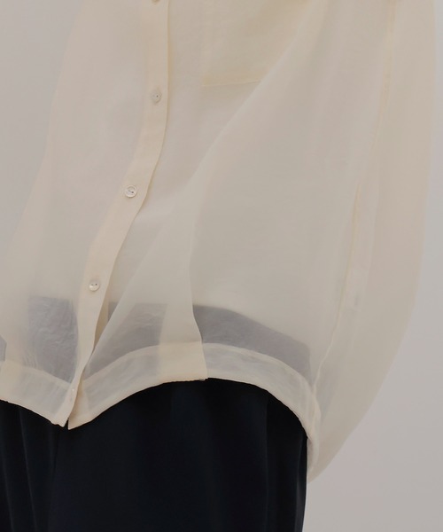 DRESSLAVE（ドレスレイブ）の「soft bubble sheer shirt(ソフトシアーバブルシャツ)（シャツ/ブラウス・レディース・グレー/ホワイト・38）」の8枚目の写真