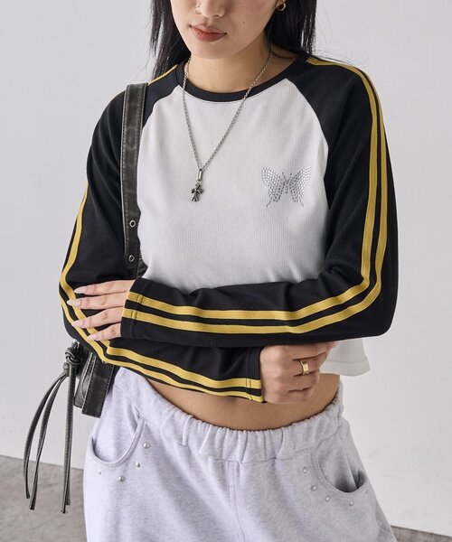 WHO'S WHO gallery（フーズフーギャラリー）の「【WEB限定】ラインストーンラグランバタフライトップス（Tシャツ/カットソー・レディース・ブラック/ミント/ネイビー/ホワイト/レッド・FREE）」の3枚目の写真