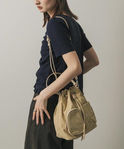 SENSE OF PLACE by URBAN RESEARCH(センスオブプレイスバイアーバンリサーチ)の「撥水2WAYマルチポケットナイロンバッグ(ショルダーバッグ・レディース・カーキ/ブラック/ベージュ・ONE)」の12枚目の写真