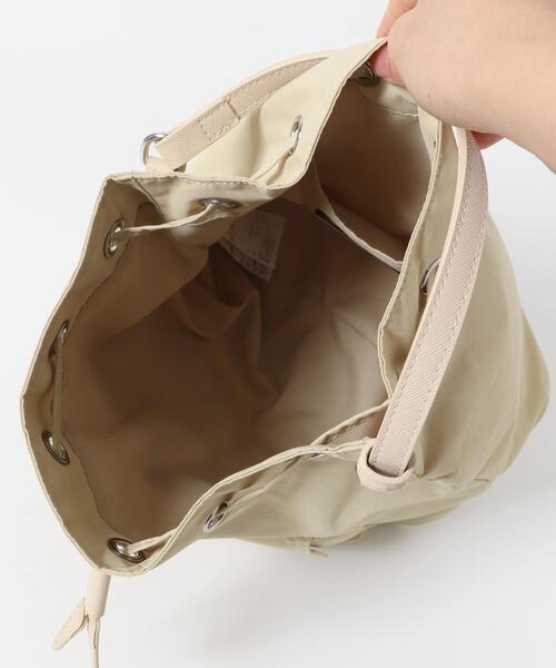 SENSE OF PLACE by URBAN RESEARCH(センスオブプレイスバイアーバンリサーチ)の「撥水2WAYマルチポケットナイロンバッグ(ショルダーバッグ・レディース・カーキ/ブラック/ベージュ・ONE)」の4枚目の写真