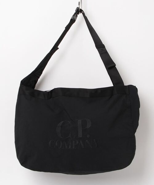 C.P. COMPANY（シーピーカンパニー）｜バッグ一覧 - WEAR
