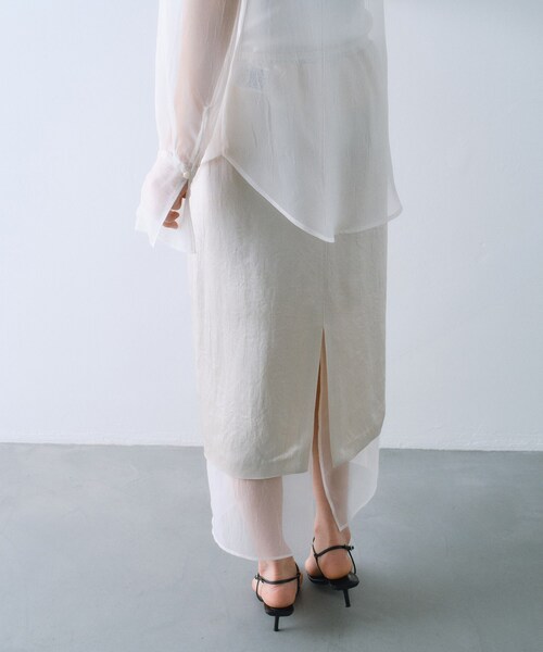 CODE A（コードエー）の「sheer washer layered skirt（スカート・レディース・グレー/オフホワイト・00）」の5枚目の写真