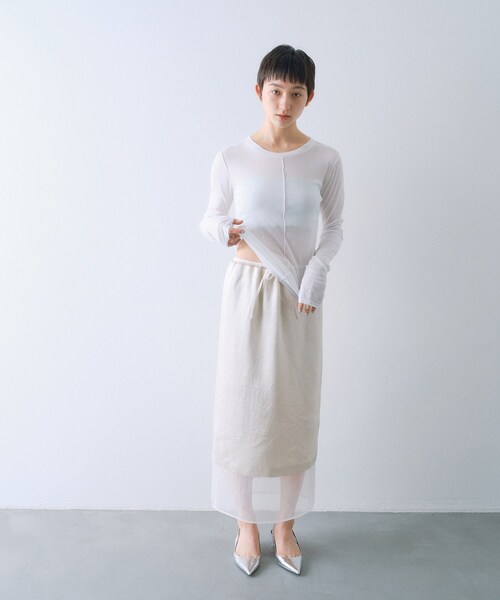 CODE A（コードエー）の「sheer washer layered skirt（スカート・レディース・グレー/オフホワイト・00）」の8枚目の写真
