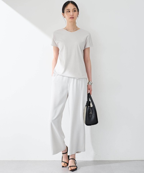 A/C DESIGN BY ALPHA CUBIC（エーシーデザインバイアルファキュービック）の「【接触冷感・UVカット】フレンチスリーブTシャツ（Tシャツ/カットソー・レディース・ブラック/ライトグレー/オフホワイト・LL/M/L）」の13枚目の写真