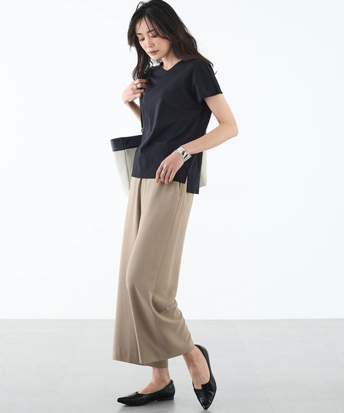 A/C DESIGN BY ALPHA CUBIC（エーシーデザインバイアルファキュービック）の「【接触冷感・UVカット】フレンチスリーブTシャツ（Tシャツ/カットソー・レディース・ブラック/ライトグレー/オフホワイト・LL/M/L）」の12枚目の写真