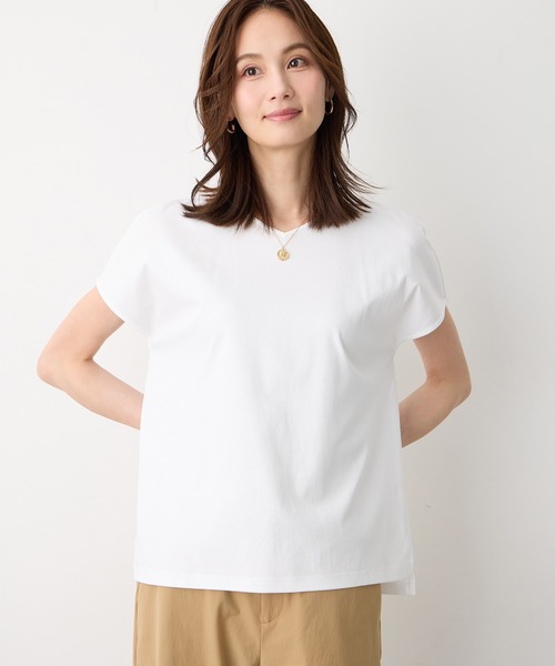 A/C DESIGN BY ALPHA CUBIC(エーシーデザインバイアルファキュービック)の「フレンチVネックTシャツ【スムース加工・UVカット・接触冷感】(Tシャツ/カットソー・レディース・ブラック/ライトグレー/オフホワイト・LL/M/L)」の21枚目の写真