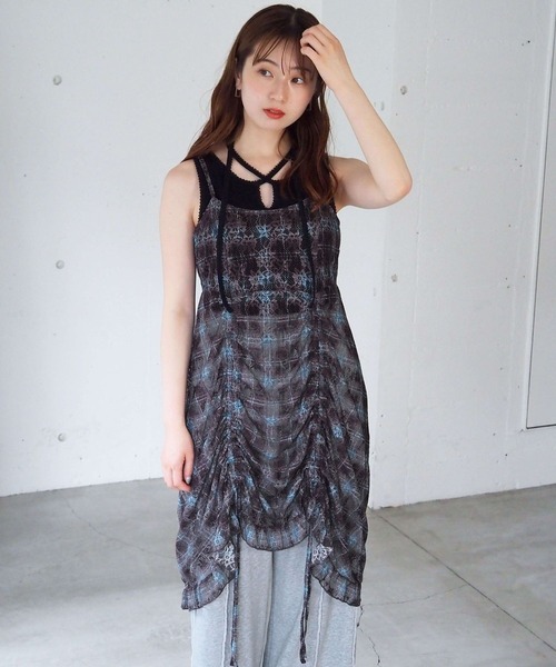 tiptop(ティップトップ)の「レースドロストミニキャミワンピース(ワンピース・レディース・ブラック/オフホワイト/ブラウン系その他/ブラック系その他・FREE)」の4枚目の写真