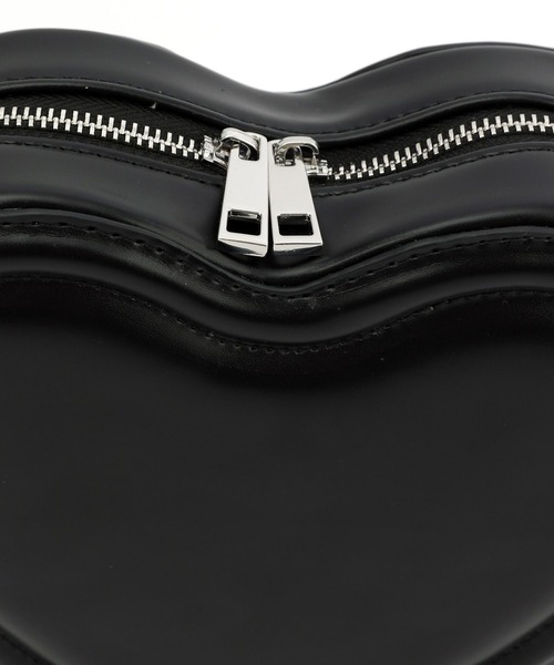 Heather（ヘザー）の「フェイクレザーハートBAG　450459（ショルダーバッグ・レディース・ブラック/レッド・ONE SIZE）」の11枚目の写真