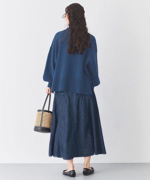 and myera（アンド マイラ）の「ａｎｄ　ｍｙｅｒａ　ワイドシルエットのスキッパーセーター（ニット/セーター・レディース・ネイビー/カーキ・L/M/S/LL）」の7枚目の写真