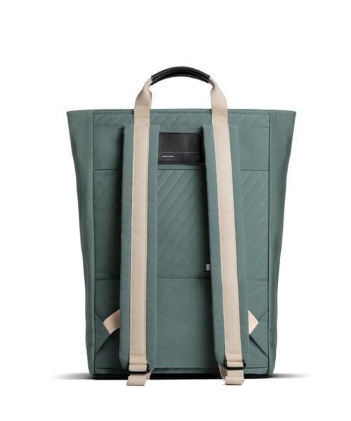 JUGLANS(ユグランス)の「【NATIVE UNION】W.F.A - BACKPACK/ビックシルエットバックパック(バックパック/リュック・メンズ・ブラック/カーキ/イエロー・FREE)」の7枚目の写真
