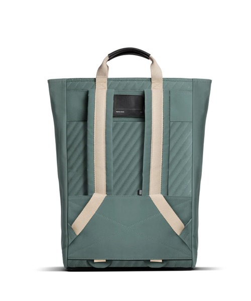 JUGLANS(ユグランス)の「【NATIVE UNION】W.F.A - BACKPACK/ビックシルエットバックパック(バックパック/リュック・メンズ・ブラック/カーキ/イエロー・FREE)」の8枚目の写真