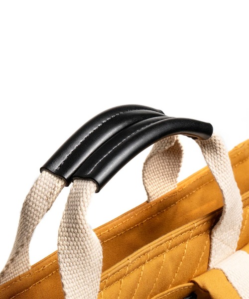 JUGLANS(ユグランス)の「【NATIVE UNION】W.F.A - BACKPACK/ビックシルエットバックパック(バックパック/リュック・メンズ・ブラック/カーキ/イエロー・FREE)」の12枚目の写真