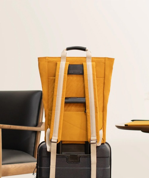 JUGLANS(ユグランス)の「【NATIVE UNION】W.F.A - BACKPACK/ビックシルエットバックパック(バックパック/リュック・メンズ・ブラック/カーキ/イエロー・FREE)」の16枚目の写真