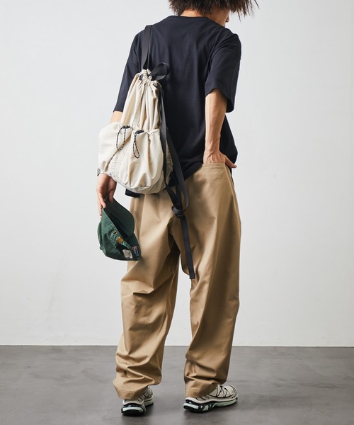 FREAK'S STORE(フリークスストア)の「限定展開 ワイドシルエット テーパード イージーパンツ(チノパンツ・メンズ・チャコールグレー/ネイビー/ブラック/ベージュ・LARGE/MEDIUM/SMALL)」の17枚目の写真