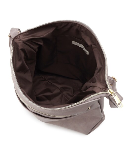 SHOO・LA・RUE（シューラルー）の「フロント2ポケットショルダーバッグ（ショルダーバッグ・レディース・ブラック/グレー/ピンク系/ブルー系その他/ナチュラル/イエロー・00）」の13枚目の写真