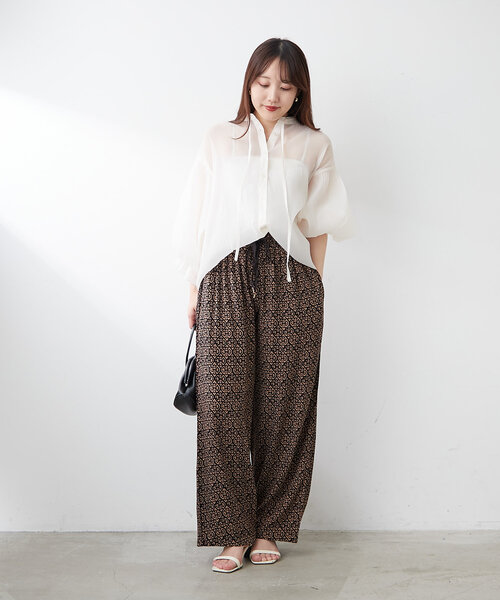 Remind me and forever(リマインドミーアンドフォーエバー)の「【WEB限定】総柄レーヨンイージーパンツ(その他パンツ・レディース・ベージュ/ブラウン/ターコイズブルー/オレンジ/グリーン/グレー・FREE)」の10枚目の写真