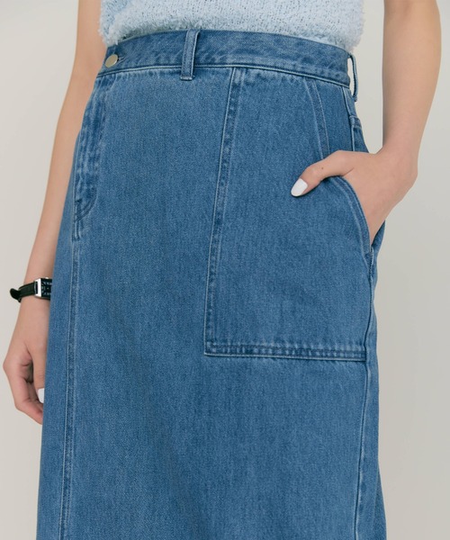 BLUE×PALANG（ブルーパラン）の「SLIT LONG DENIM SKIRT（デニムスカート・レディース・ライトブルー/ダークブルー・MEDIUM/SMALL）」の16枚目の写真