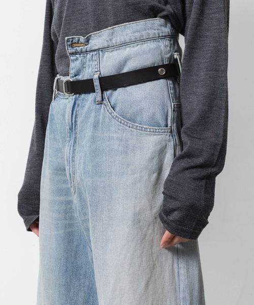 ATTACHMENT（アタッチメント）の「11OZデニム フラップジーンズ / 11OZ DENIM FLAP JEANS（デニムパンツ・メンズ・ライトインディゴブルー/ブラック・2/1/3）」の3枚目の写真
