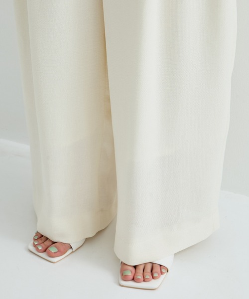 STUDIOUS（ステュディオス）の「【STUDIOUS/ステュディオス】Asymmetric Front Mesh Trousers/アシンメトリックフロントメッシュトラウザーズパンツ（その他パンツ・レディース・アイボリー/ブラック・1/2）」の13枚目の写真