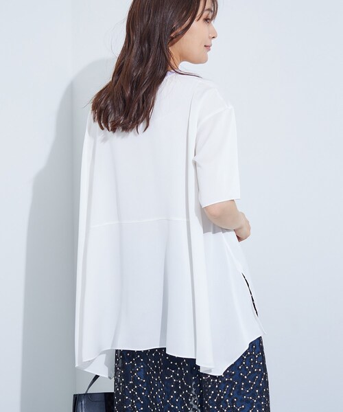 INDIVI（インディヴィ）の「【バックシャン】デザインTブラウス（Tシャツ/カットソー・レディース・ブラック/サックスブルー/ホワイト/ライトグレー・05/13/15 /34/38）」の16枚目の写真