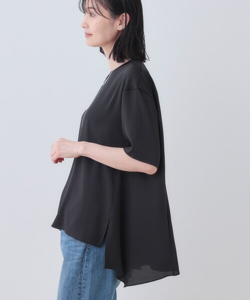 INDIVI（インディヴィ）の「【バックシャン】デザインTブラウス（Tシャツ/カットソー・レディース・ブラック/サックスブルー/ホワイト/ライトグレー・05/13/15 /34/38）」の17枚目の写真
