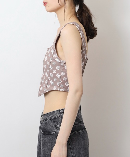Guess(ゲス)の「GUESS NEW AGGIE ACTIVE BRA タンクトップ(タンクトップ・レディース・ベージュ・S/M)」の2枚目の写真