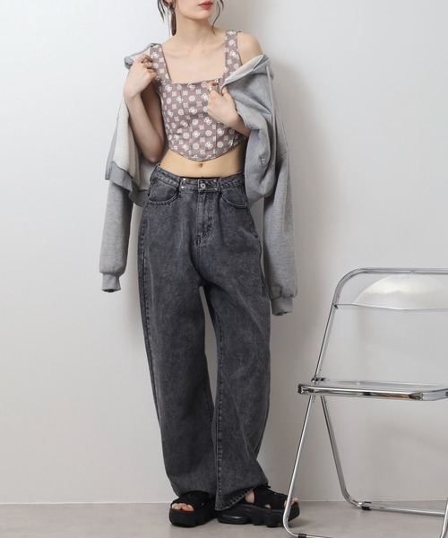 Guess(ゲス)の「GUESS NEW AGGIE ACTIVE BRA タンクトップ(タンクトップ・レディース・ベージュ・S/M)」の10枚目の写真